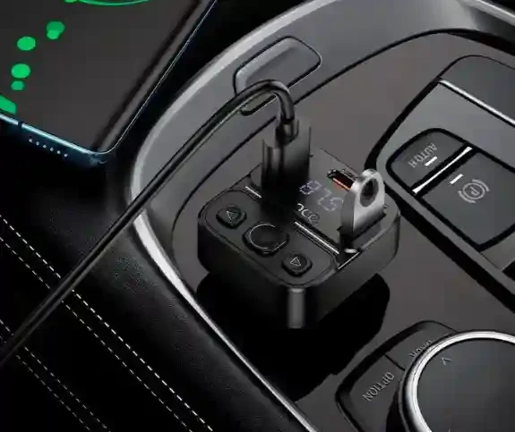 Hoco E87 Delta 35W(1A1C) car BT FM transmitter black 3